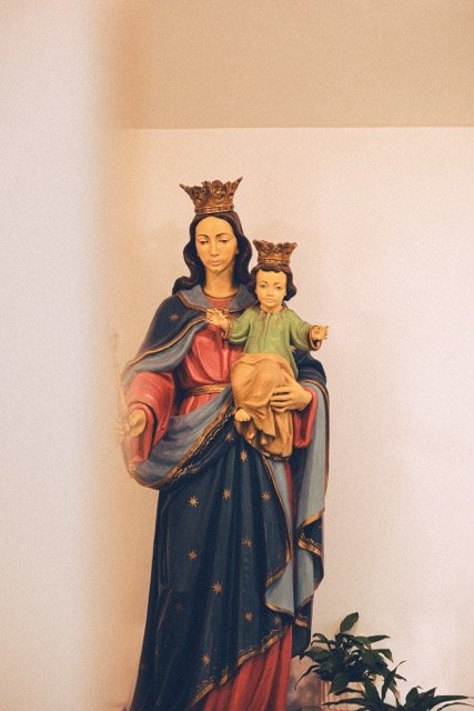 djevica Marija u crkvi Marije Pomoćnice na Kmanu